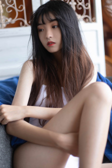 饥饿的阿姨5